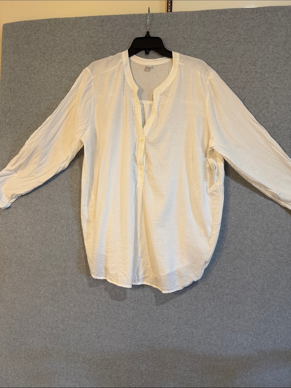 Old Navy White Casual Button-Down Henley Shirt